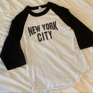 New York City Baseball Long Sleeved Shirt Size S